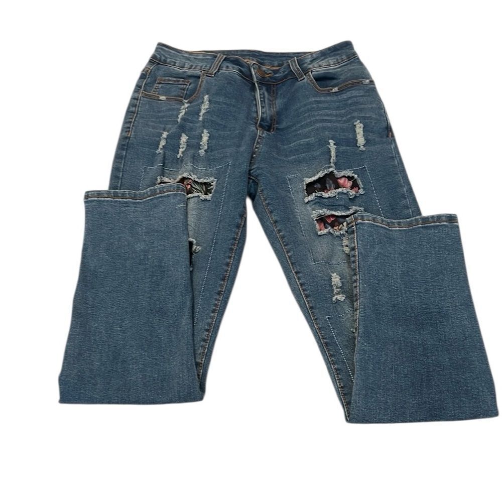 Women’s Size small distressed floral straight leg stretch denim jeans EUC